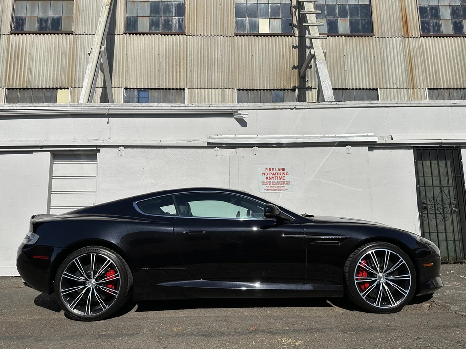 2014 Aston Martin DB9 - Image 19 of 31