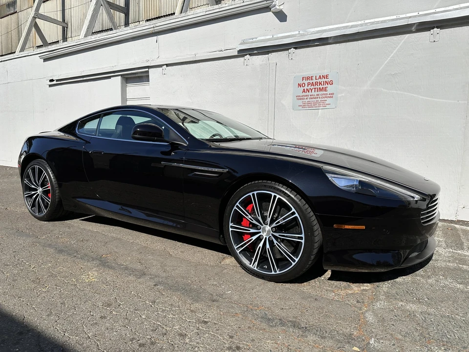 2014 Aston Martin DB9 - Image 18 of 31