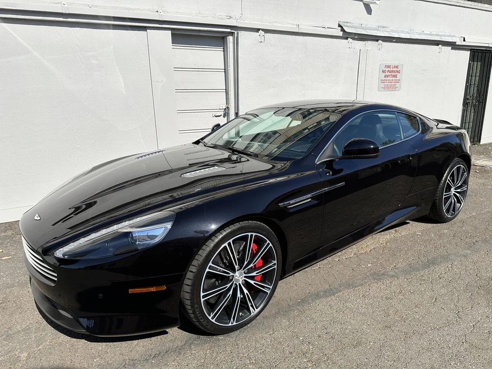 2014 Aston Martin DB9 - Image 2 of 31