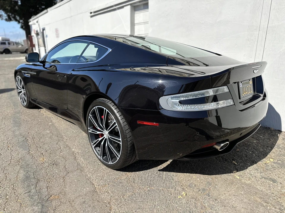 2014 Aston Martin DB9 - Image 31 of 31