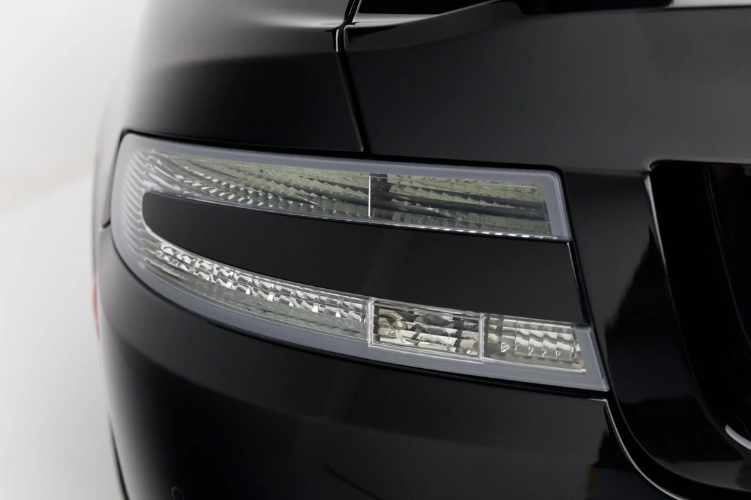 2014 Aston Martin DB9 - Image 30 of 31