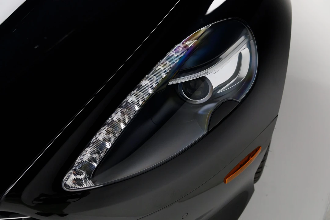 2014 Aston Martin DB9 - Image 29 of 31
