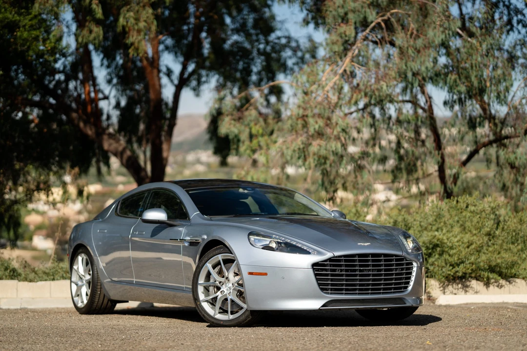 2014 Aston Martin Rapide - Image 8 of 31