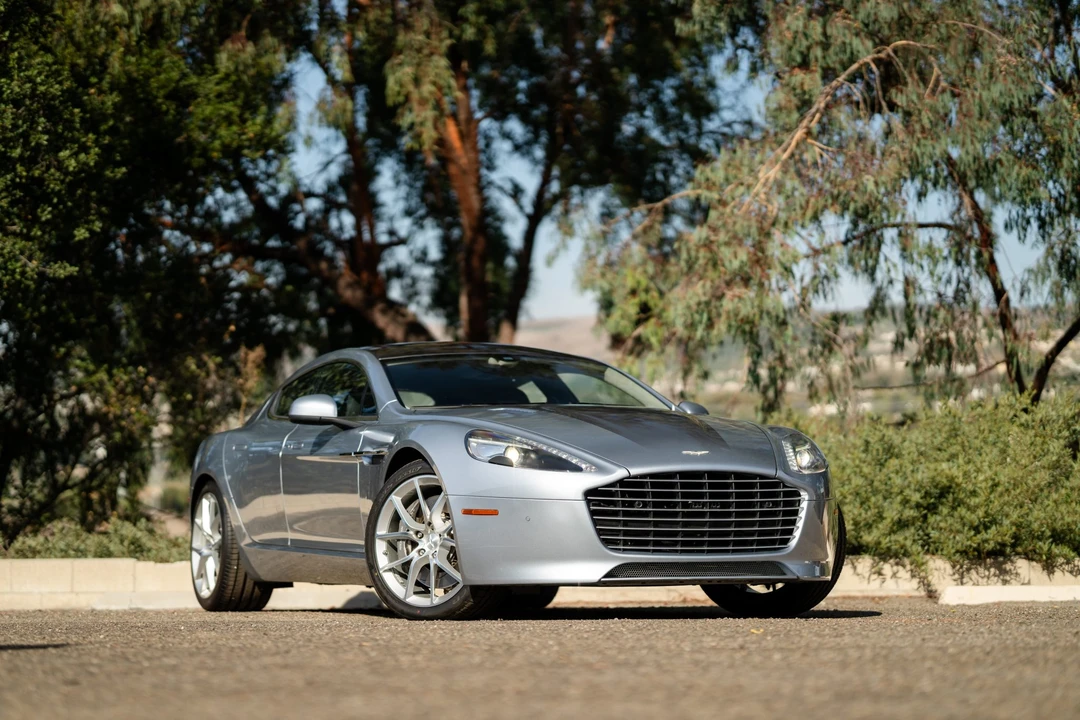 2014 Aston Martin Rapide - Image 9 of 31