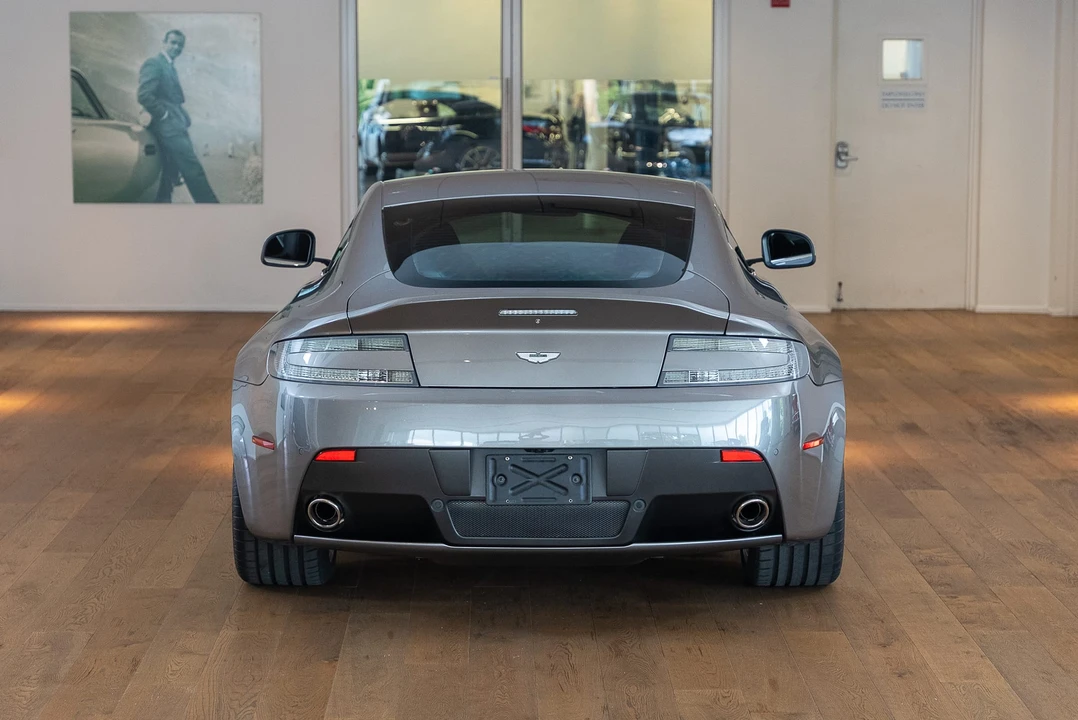 2014 Aston Martin V8 Vantage (2006-2017) - Image 25 of 31