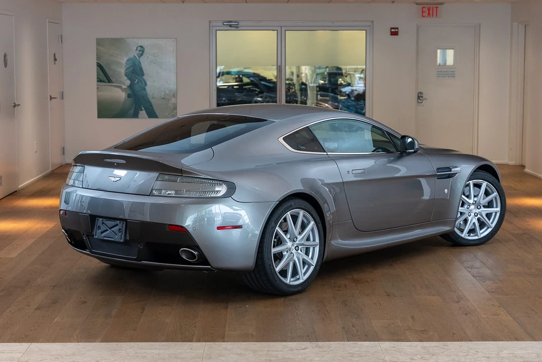 2014 Aston Martin V8 Vantage (2006-2017) - Image 27 of 31