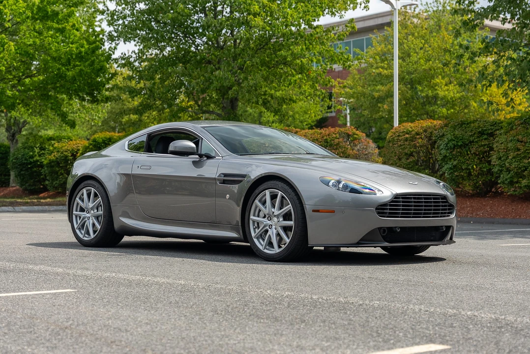 2014 Aston Martin V8 Vantage (2006-2017) - Image 14 of 31