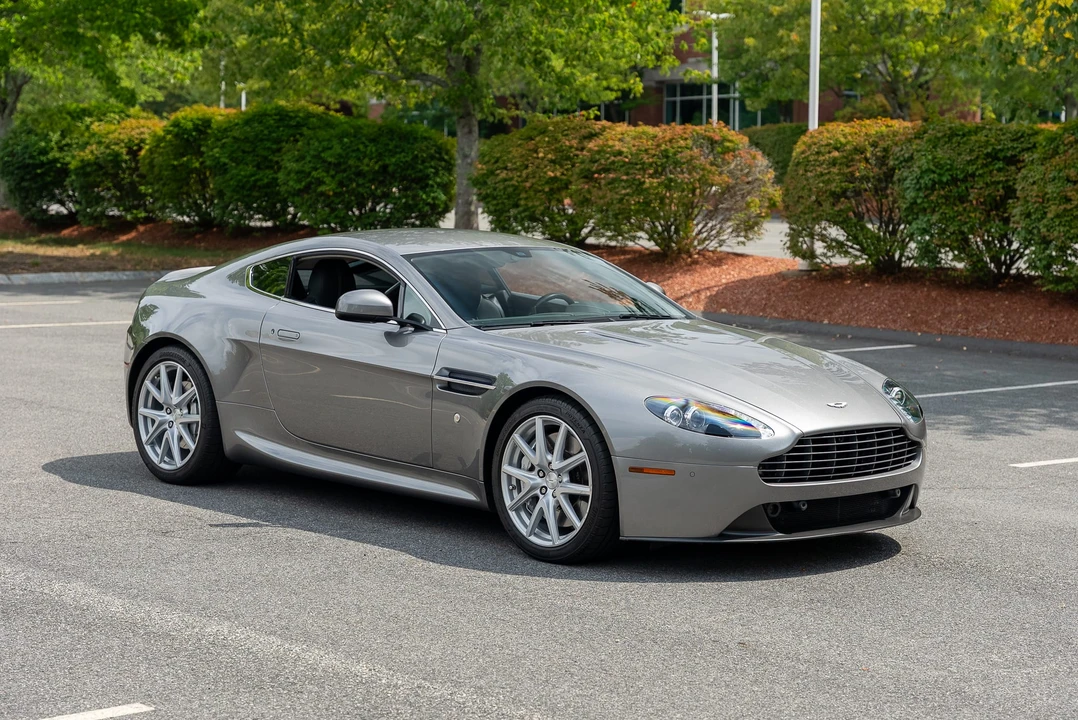 2014 Aston Martin V8 Vantage (2006-2017) - Image 15 of 31