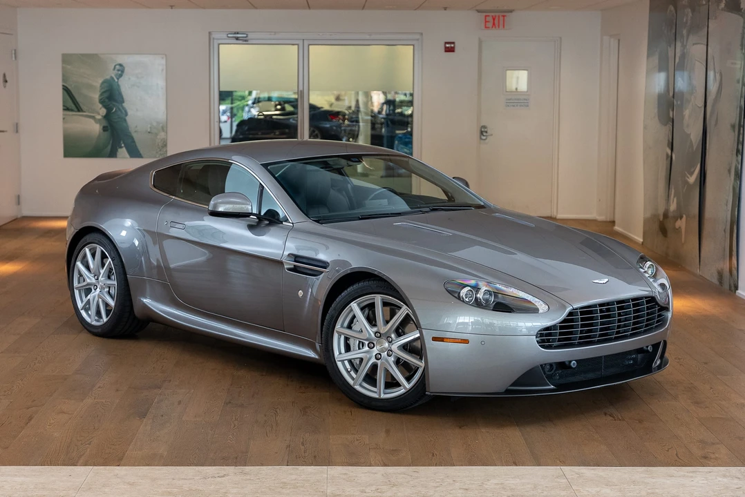 2014 Aston Martin V8 Vantage (2006-2017) - Image 30 of 31