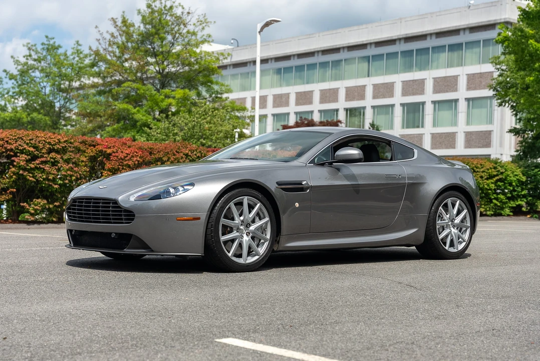 2014 Aston Martin V8 Vantage (2006-2017) - Image 2 of 31