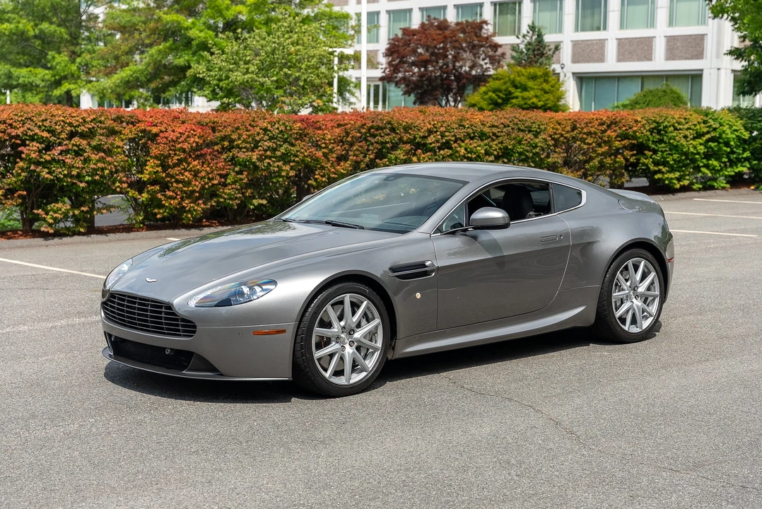 2014 Aston Martin V8 Vantage (2006-2017) - Image 3 of 31