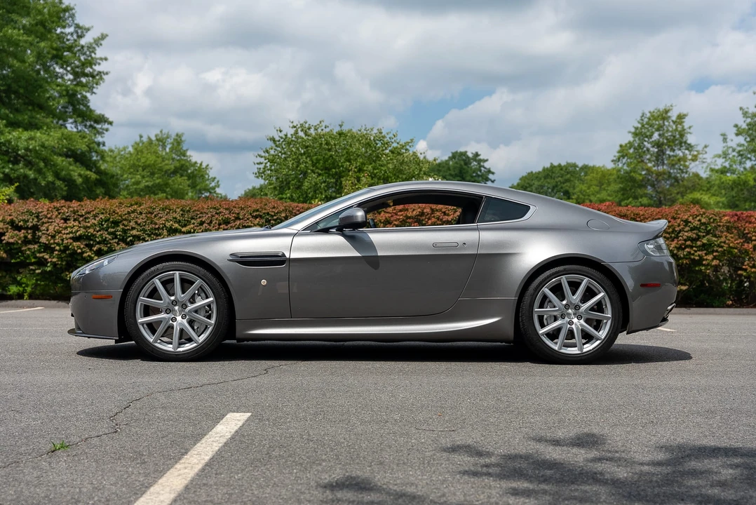 2014 Aston Martin V8 Vantage (2006-2017) - Image 4 of 31