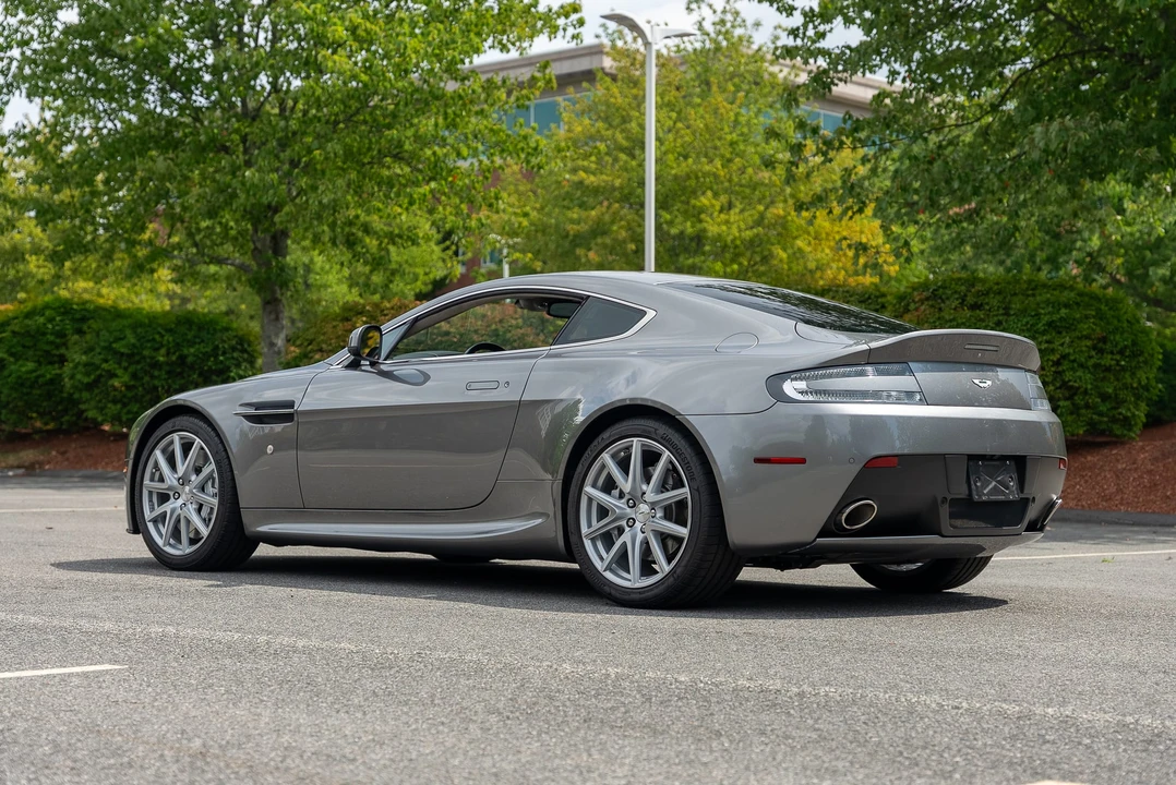2014 Aston Martin V8 Vantage (2006-2017) - Image 6 of 31