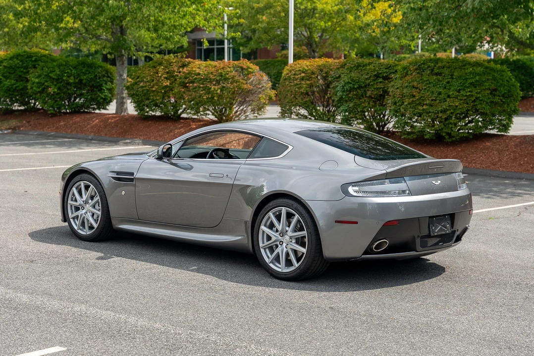 2014 Aston Martin V8 Vantage (2006-2017) - Image 7 of 31