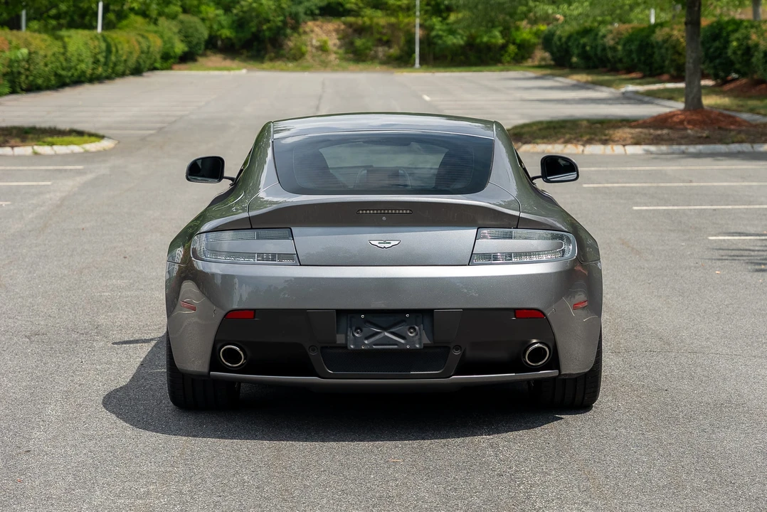 2014 Aston Martin V8 Vantage (2006-2017) - Image 9 of 31