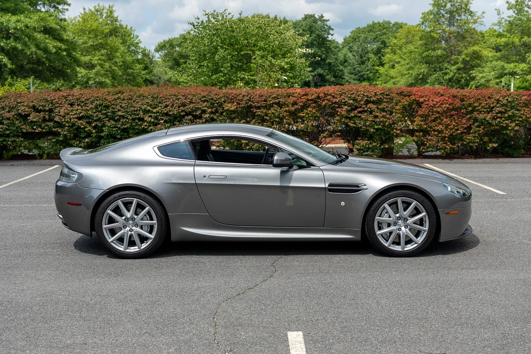 2014 Aston Martin V8 Vantage (2006-2017) - Image 13 of 31