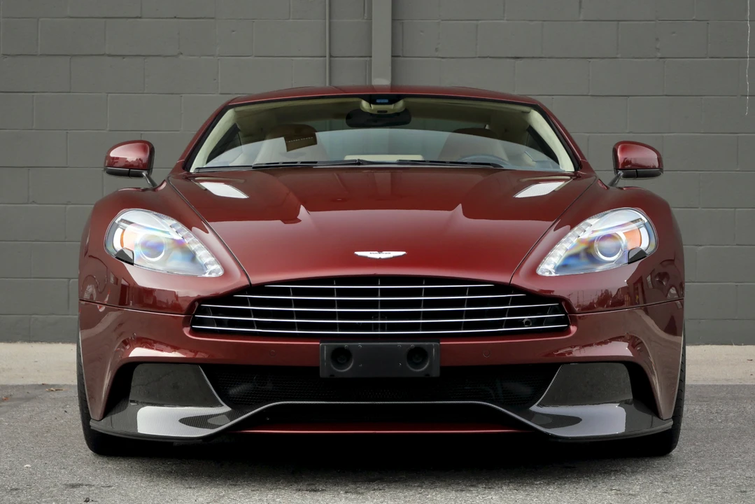 2014 Aston Martin Vanquish 2nd Gen - Image 18 of 31
