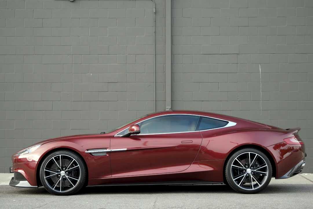 2014 Aston Martin Vanquish 2nd Gen - Image 4 of 31