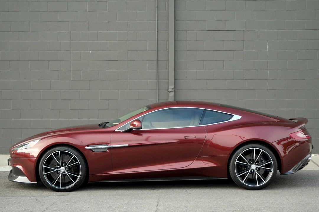 2014 Aston Martin Vanquish 2nd Gen - Image 5 of 31