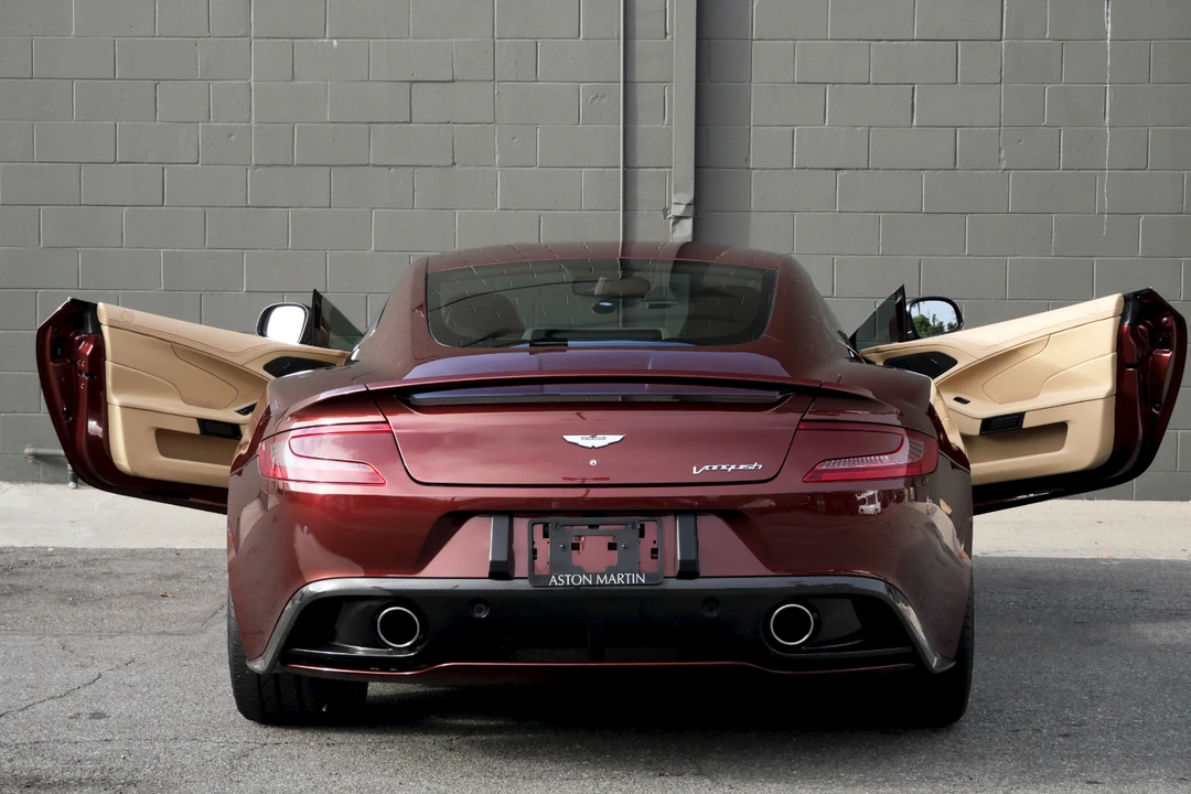 2014 Aston Martin Vanquish 2nd Gen - Image 10 of 31
