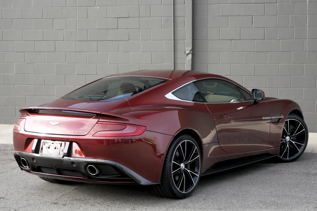 2014 Aston Martin Vanquish 2nd Gen - Image 11 of 31