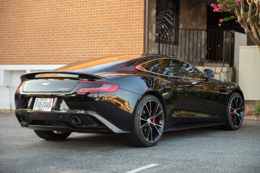 2014 Aston Martin Vanquish 2nd Gen - Image 13 of 31