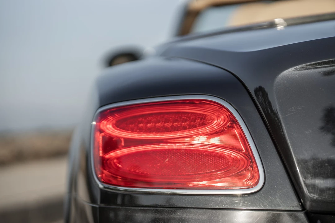 2014 Bentley Continental GTC - Image 17 of 31