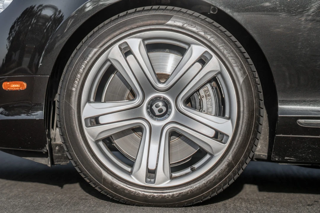 2014 Bentley Continental GTC - Image 29 of 31