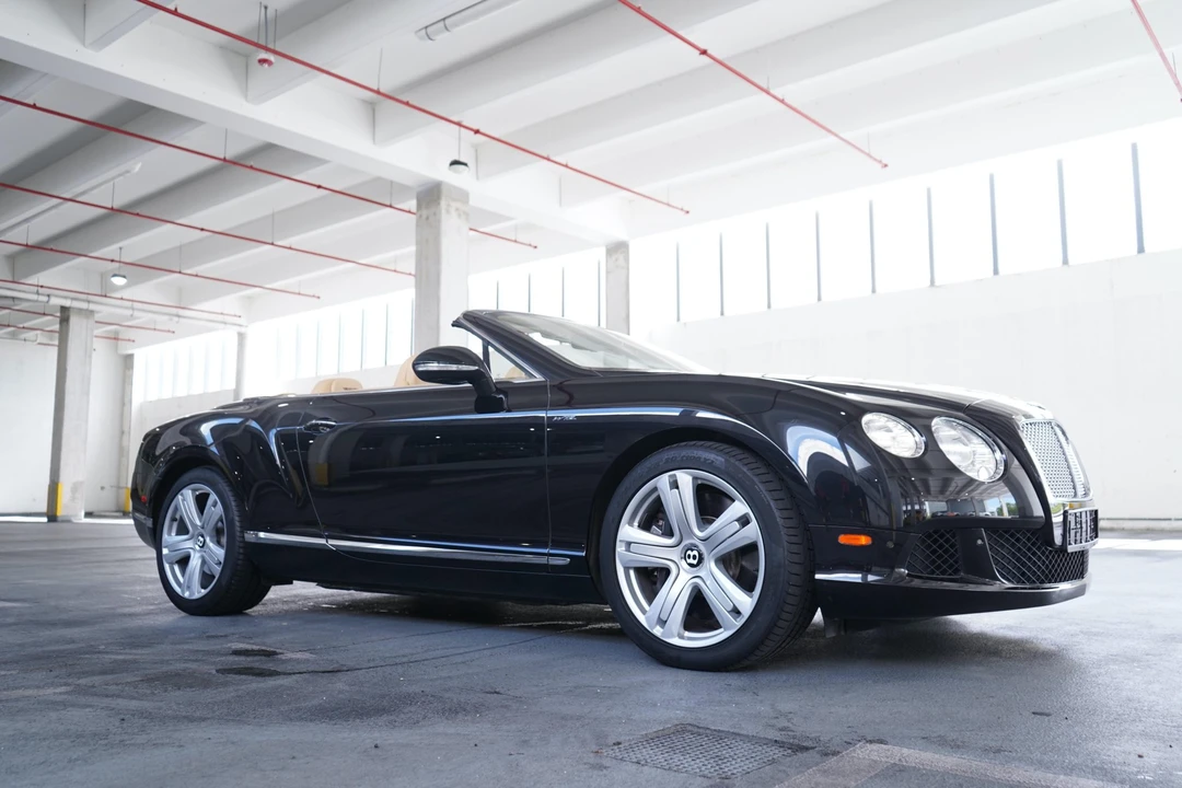 2014 Bentley Continental GTC - Image 11 of 31