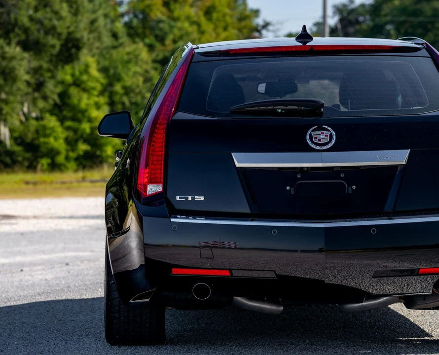 2014 Cadillac CTS-V 3rd Gen - Image 29 of 31