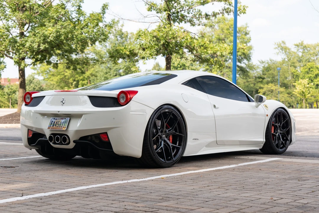 2014 Ferrari 458 Italia - Image 7 of 31