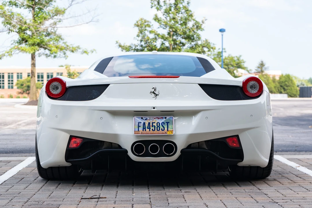 2014 Ferrari 458 Italia - Image 8 of 31