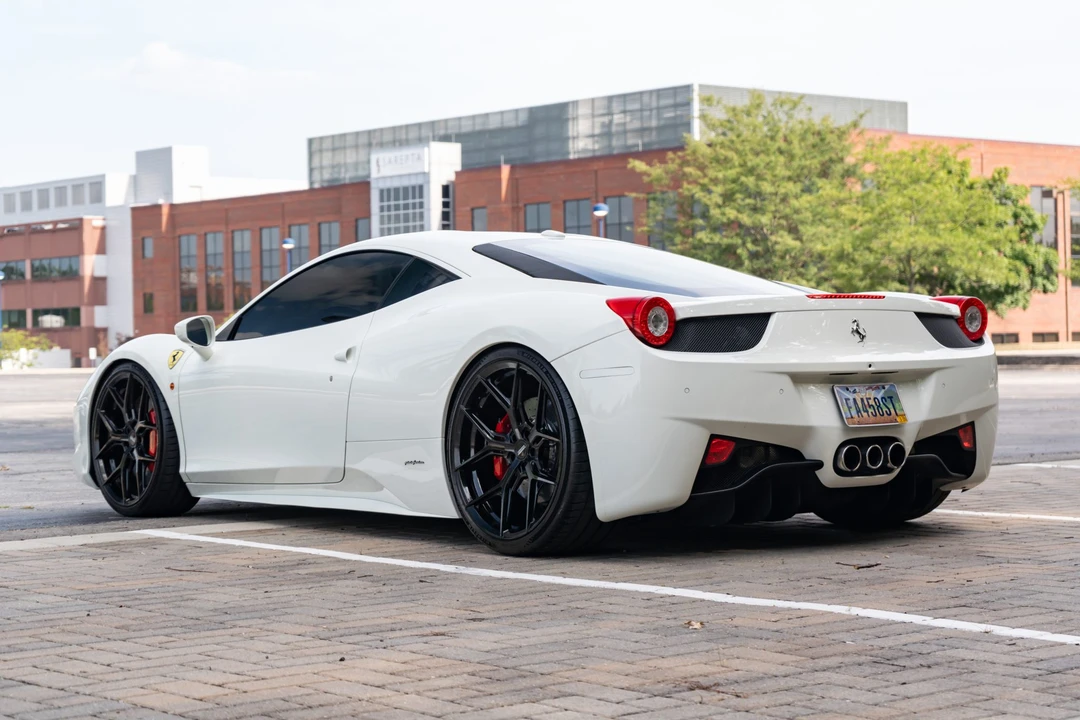 2014 Ferrari 458 Italia - Image 9 of 31