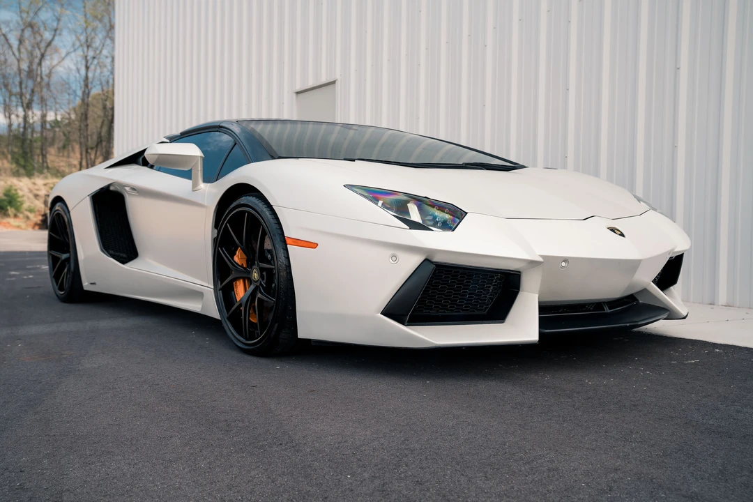 2014 Lamborghini Aventador LP700-4 - Image 13 of 31