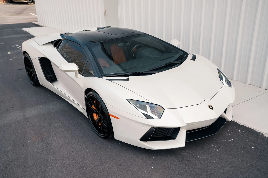 2014 Lamborghini Aventador LP700-4 - Image 9 of 31