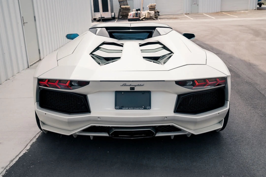 2014 Lamborghini Aventador LP700-4 - Image 25 of 31