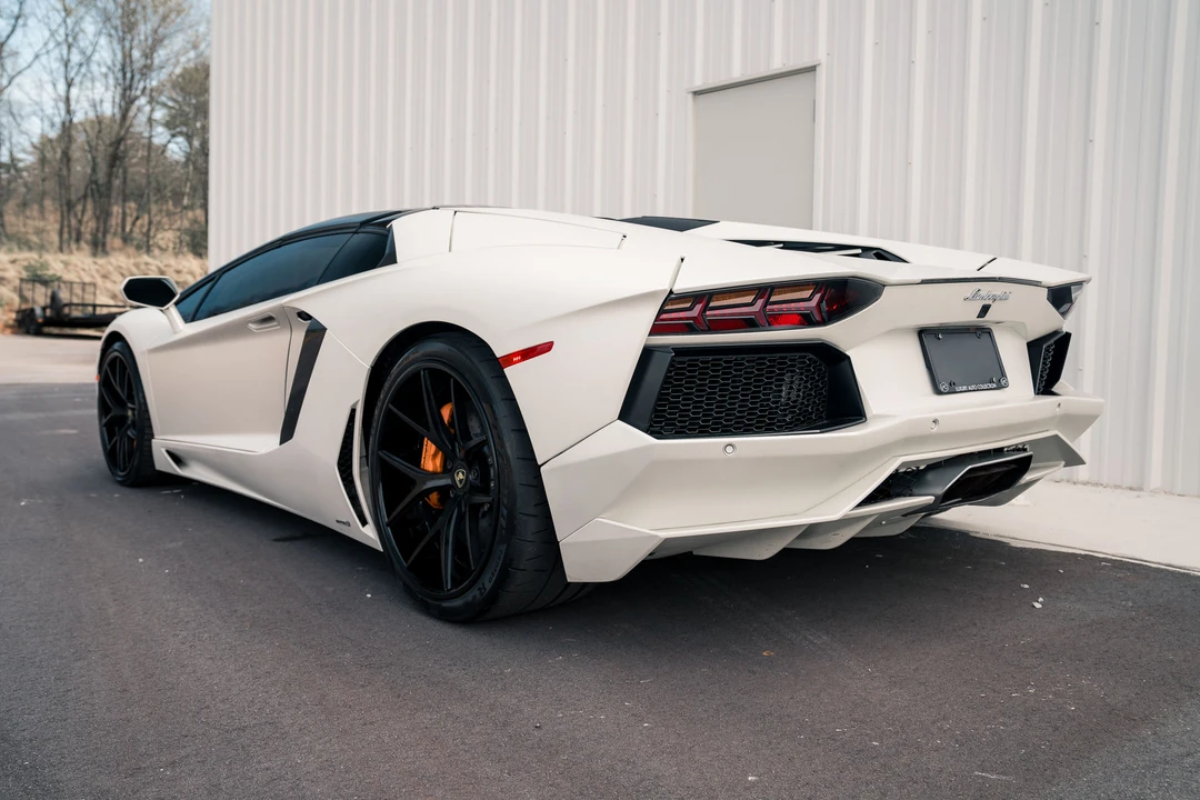 2014 Lamborghini Aventador LP700-4 - Image 26 of 31