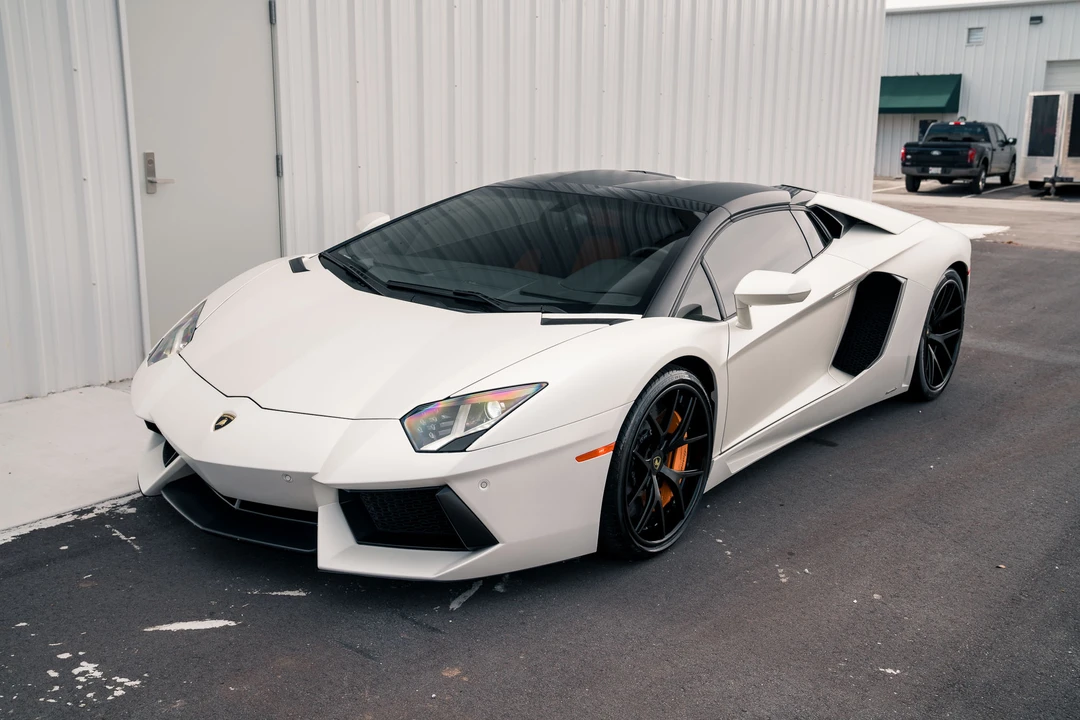 2014 Lamborghini Aventador LP700-4 - Image 3 of 31