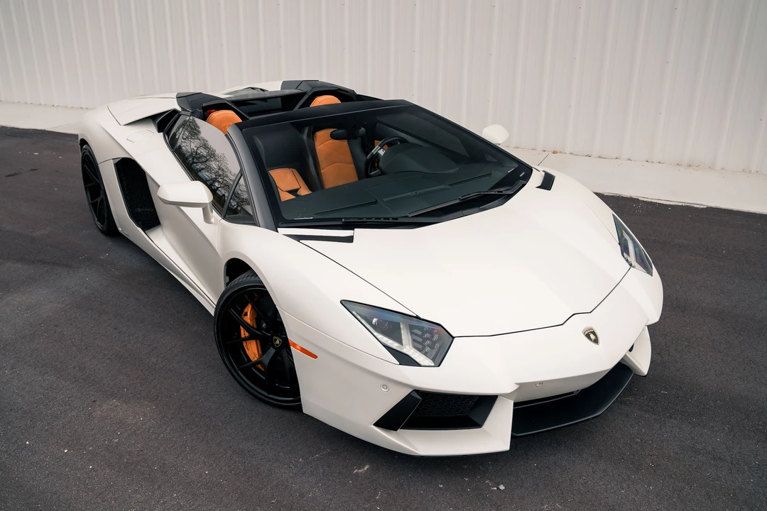 2014 Lamborghini Aventador LP700-4 - Image 14 of 31