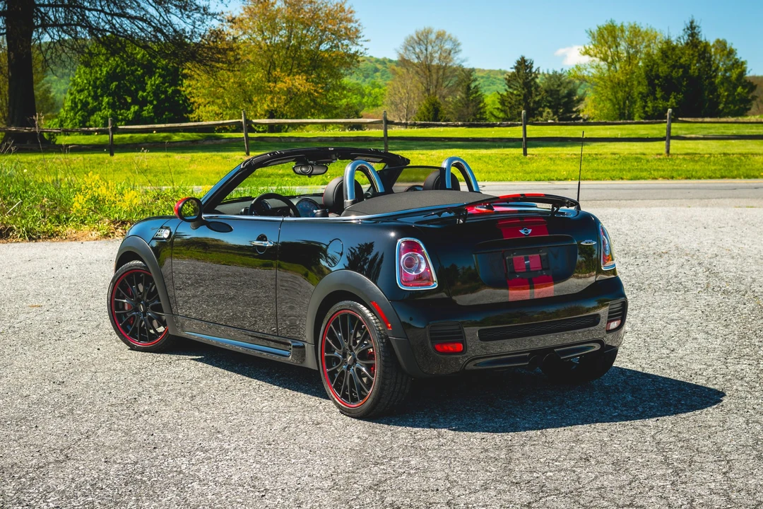 2014 Mini Coupe & Roadster - Image 26 of 31