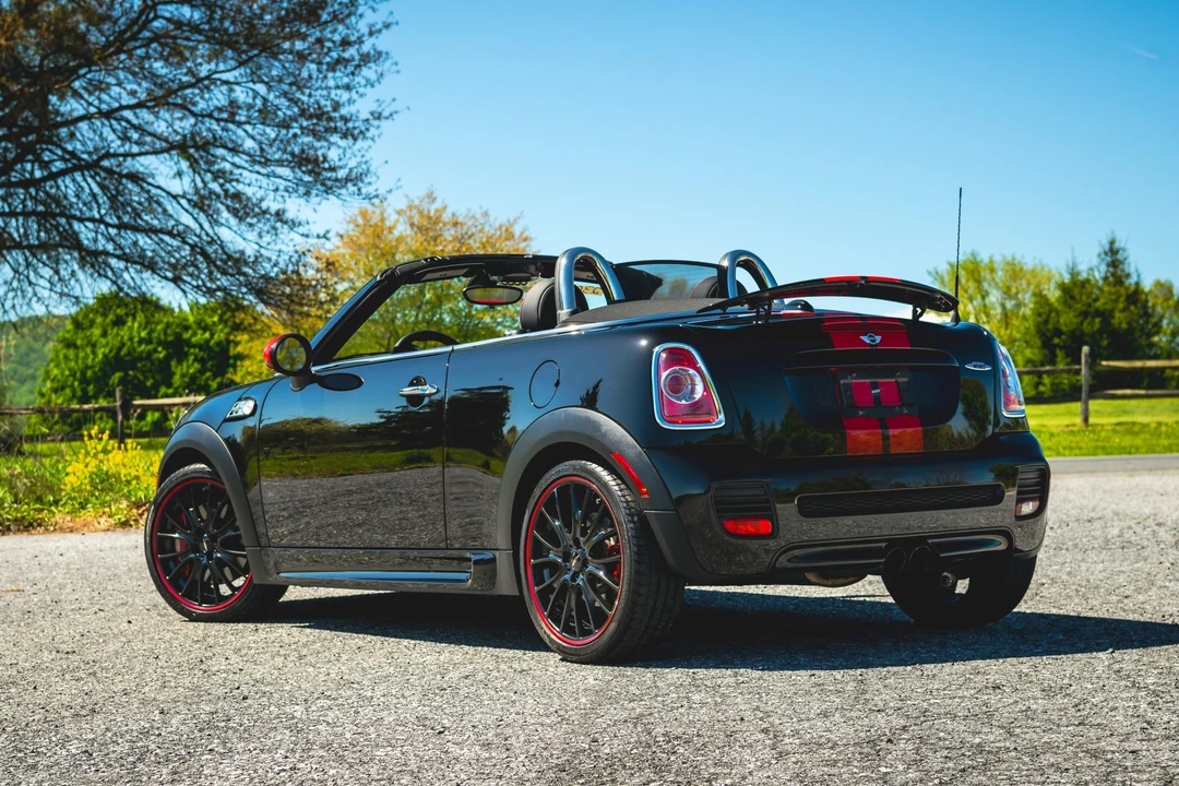 2014 Mini Coupe & Roadster - Image 23 of 31