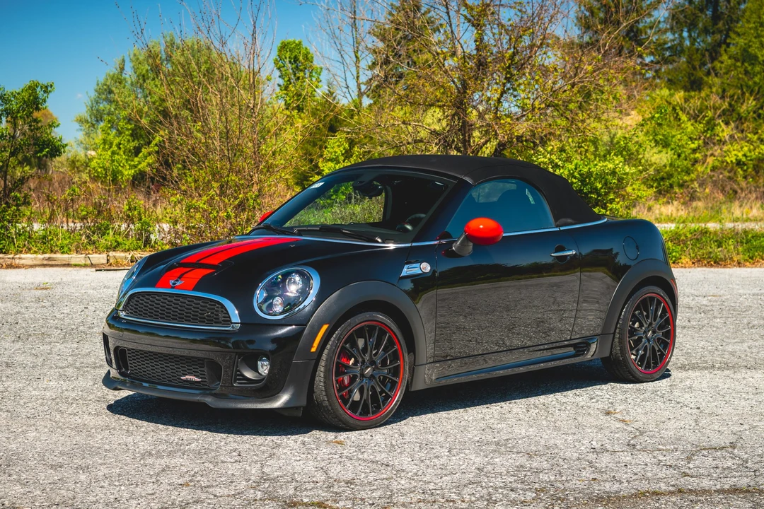 2014 Mini Coupe & Roadster - Image 2 of 31