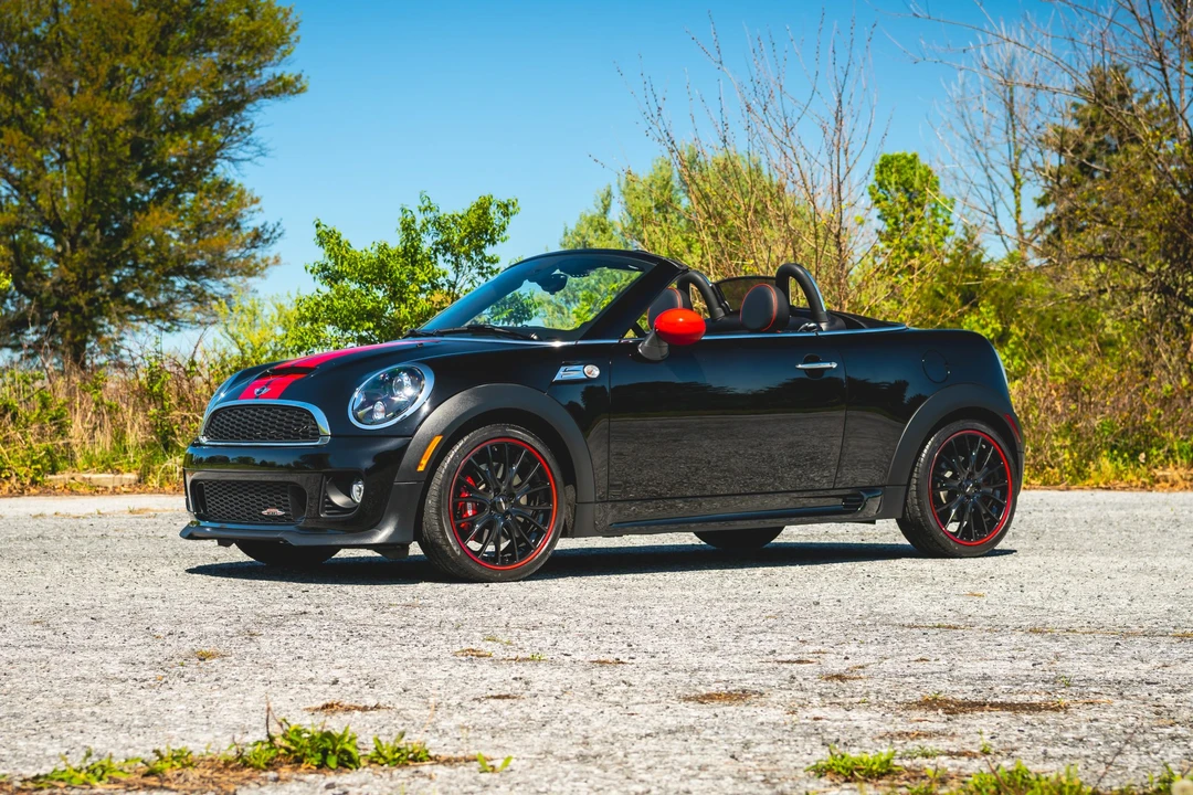 2014 Mini Coupe & Roadster - Image 18 of 31