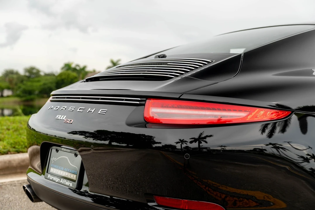 2014 Porsche 991 Carrera - Image 28 of 31