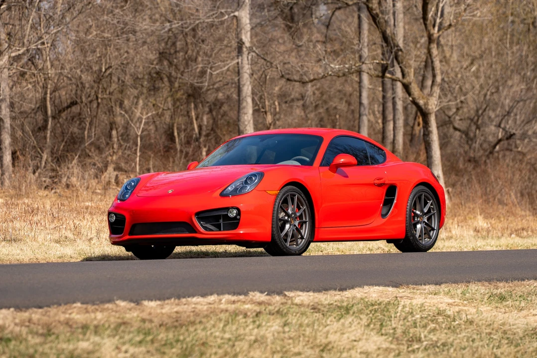 2014 Porsche 981 Cayman S - Image 2 of 31