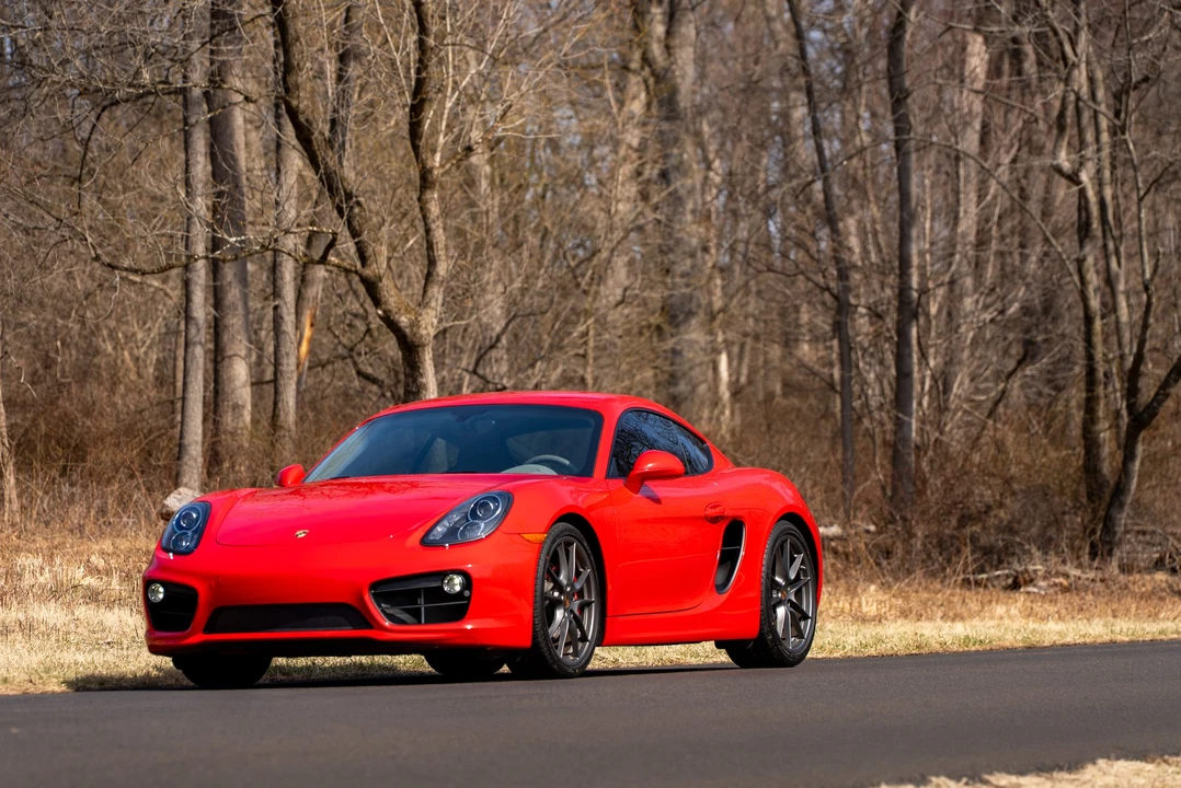 2014 Porsche 981 Cayman S - Image 3 of 31