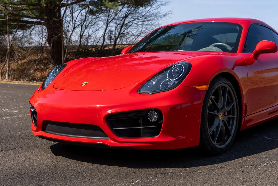 2014 Porsche 981 Cayman S - Image 18 of 31