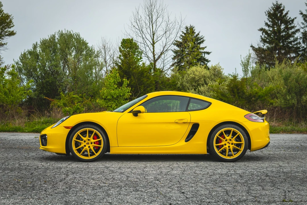 2014 Porsche 981 Cayman S - Image 26 of 31