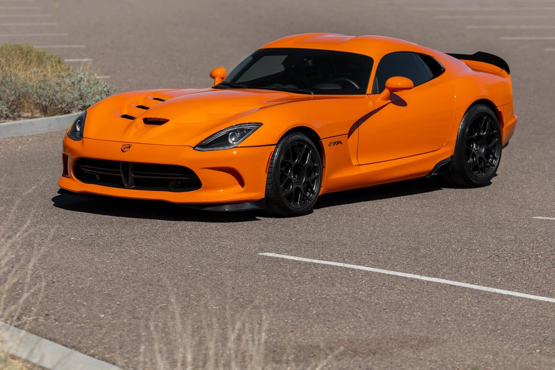 2014 Dodge Viper 5th Gen - Image 2 of 31