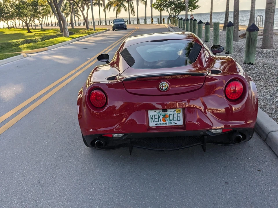 2015 Alfa Romeo 4C Coupe - Image 20 of 31